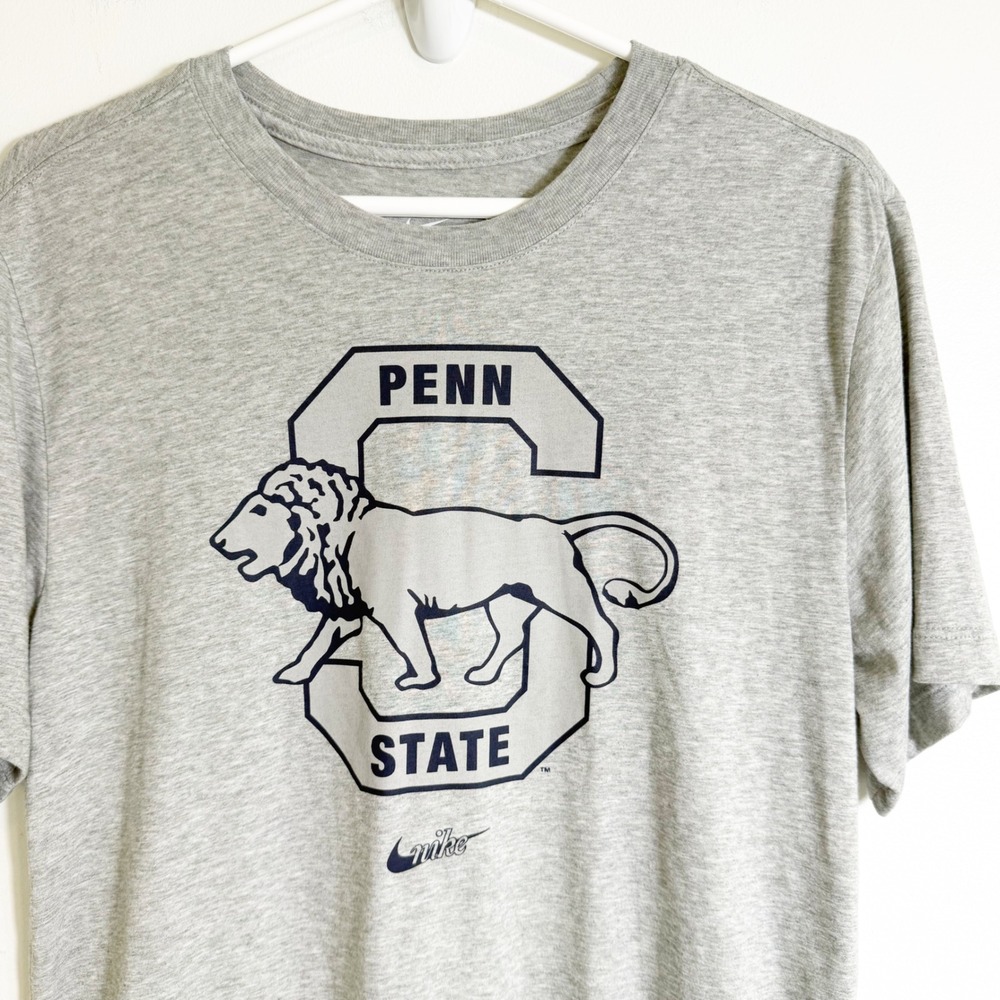 Nike T-Shirt Mens Small Gray Penn State Nittany Lions Graphic Tee